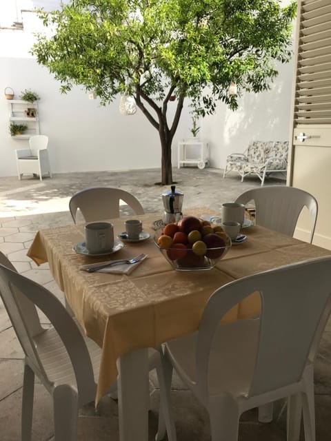 Patio, Garden