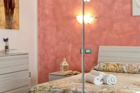 Il Nespolo , VICINO ALLE SPIAGGE, PER COPPIE E FAMIGLIE Apartment in Alghero