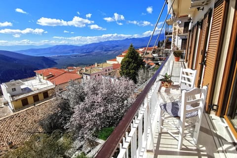 Spring, Day, View (from property/room), Balcony/Terrace