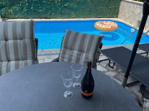 Garden, Balcony/Terrace, Swimming pool