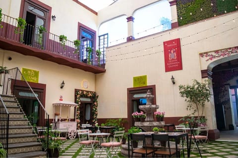 Inner courtyard view