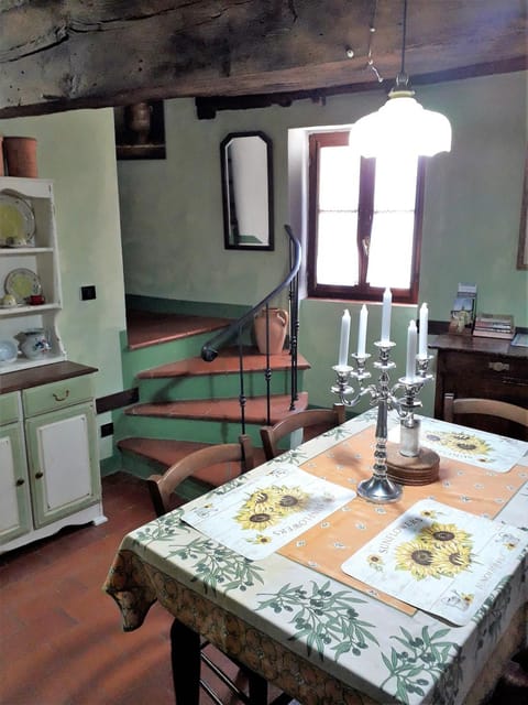 Other, Dining area
