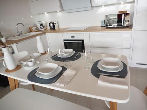 La Londe La Mer : appartement proche plages & vue superbe sur les îles d'or Apartment in La Londe-les-Maures