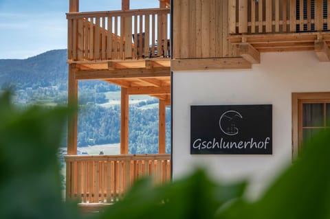 Property building, Facade/entrance, Balcony/Terrace, Logo/Certificate/Sign