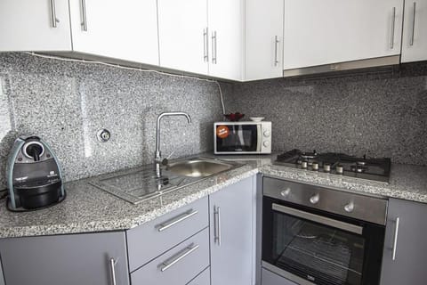 Coffee/tea facilities, Kitchen or kitchenette