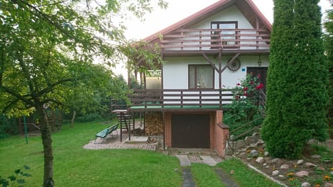 Property building, Facade/entrance, Garden