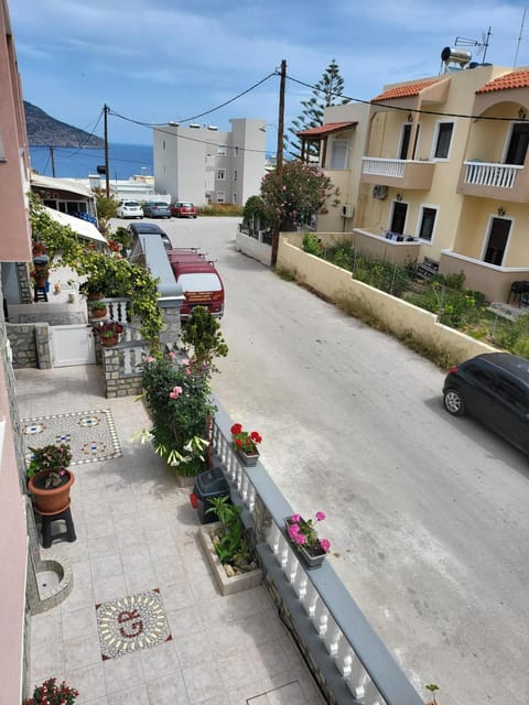 Neighbourhood, Natural landscape, Sea view, Street view, Location