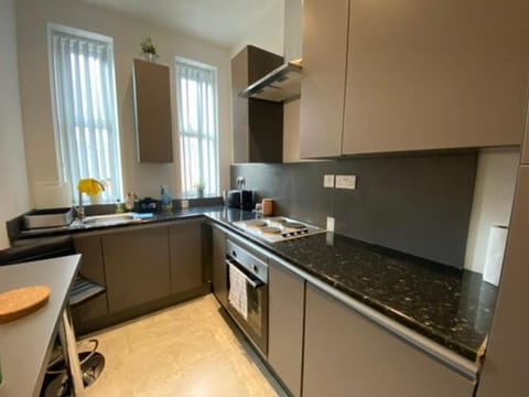 Kitchen or kitchenette, minibar, pet friendly, stove