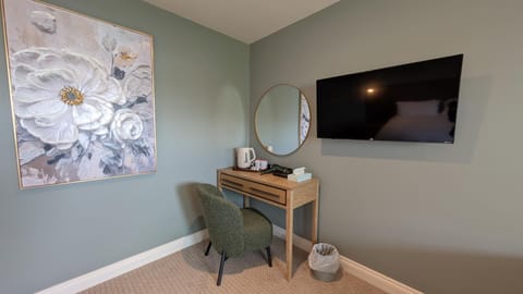 TV and multimedia, Kitchen or kitchenette