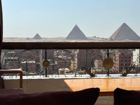 Balcony/Terrace, Landmark view