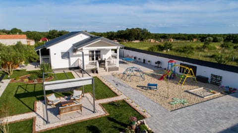 Holiday home Aprilis with pool, jacuzzi and sauna Villa in Šibenik-Knin County, Croatia