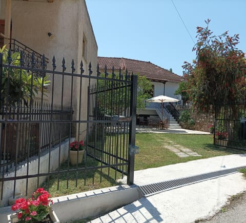 Petrochori Memories House- Floor 1 House in Messenia