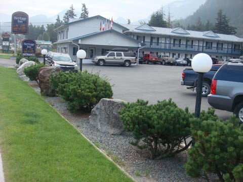 Property building, Day
