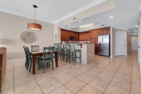 Phoenix Gulf Shores 2102 House in West Beach