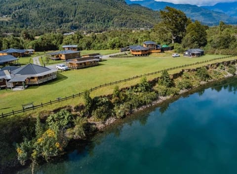 Property building, Restaurant/places to eat, People, Activities, Fishing, Other, Garden view, River view, River view, Breakfast, Dinner