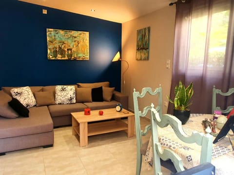 Ilias' cosy and relaxing apartment Apartment in Chalandri