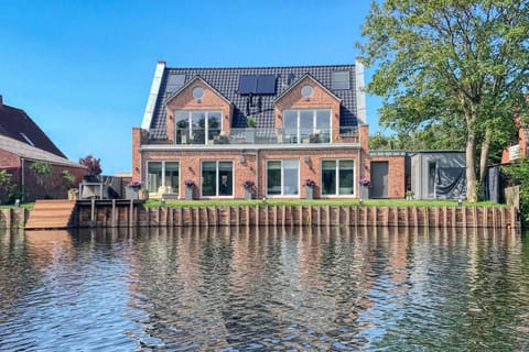 Property building, Lake view