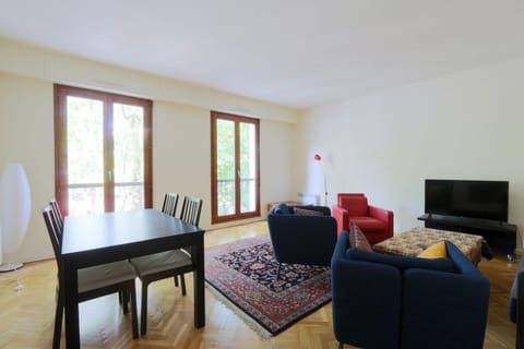 Spacious T3 #JeanJaurès#Tours #Hypercentre#parking Apartment in Tours