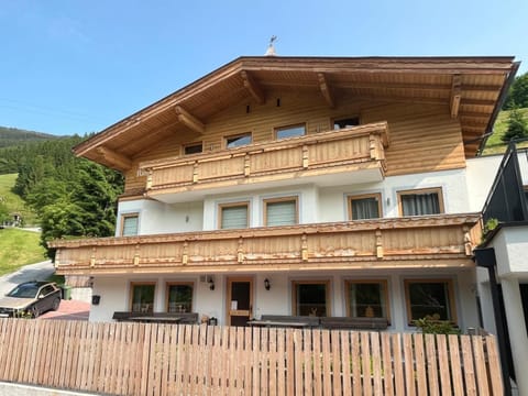 Chalet Kirsten Chalet in Piesendorf