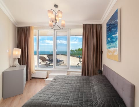 Bed, Bedroom, Sea view