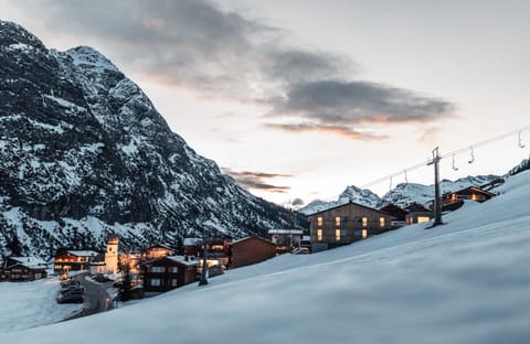Burgi's - Adults only Bed and Breakfast in Lech
