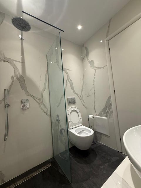 The Blue Horizon Hotel in Vlorë