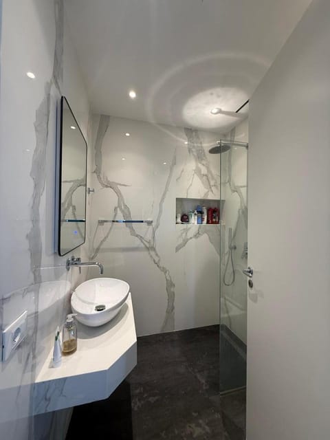 The Blue Horizon Hotel in Vlorë