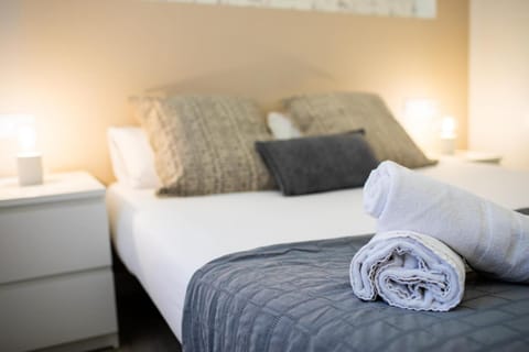 Bed, Photo of the whole room