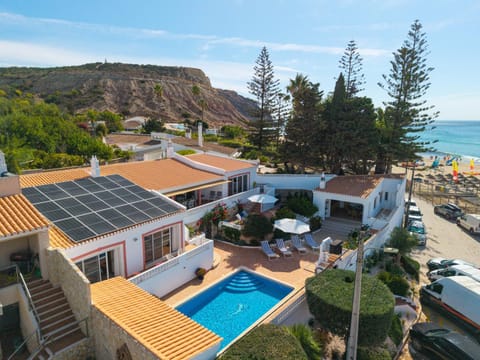 Property building, Bird's eye view, Beach, Pool view, Swimming pool, Location, sunbed