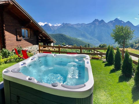 Natural landscape, Summer, Garden, Hot Tub, Garden view, Mountain view