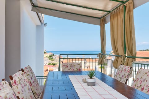 Balcony/Terrace, Seating area, Sea view