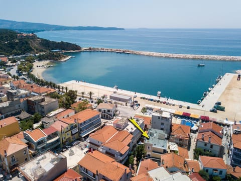 Property building, Bird's eye view, Location
