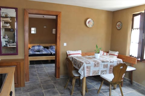 Living room, Dining area