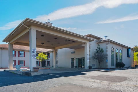 Property building, On site