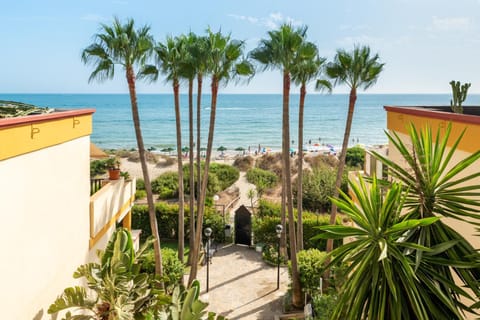 Property building, Beach
