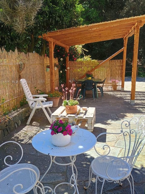 La Casa dei Due Aranci House in Albisola Superiore