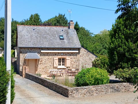 Property building, Garden view