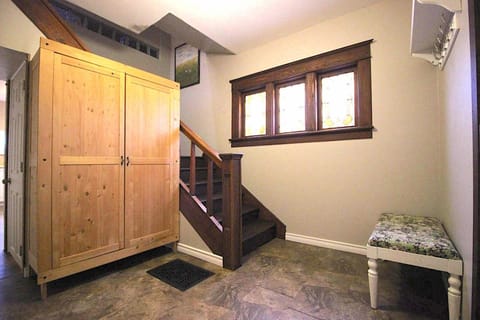 Property building, Decorative detail