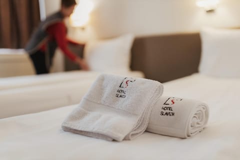 Property logo or sign, Logo/Certificate/Sign, Bedroom, towels, towels