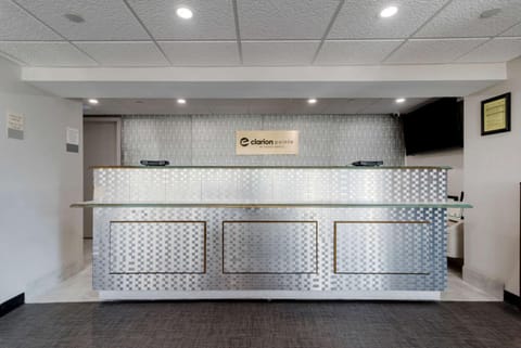 Lobby or reception, On site