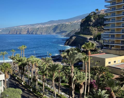 Beach, Mountain view, Sea view