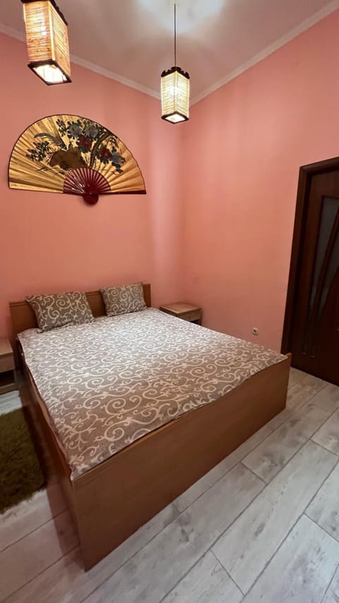 Bed, Living room, Bedroom