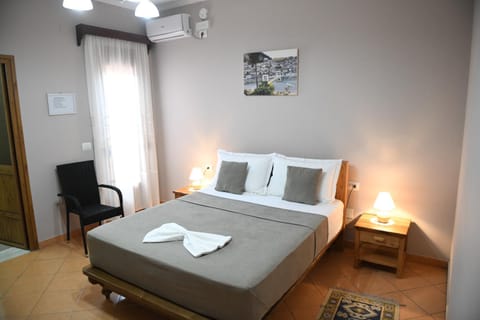 Bed, Bedroom, air conditioner
