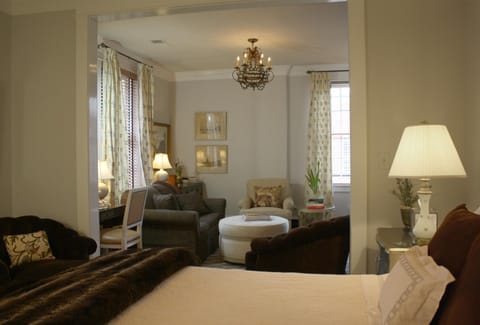 Inn at Court Square Inn in Charlottesville