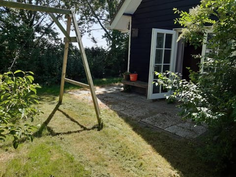 Zeeuws Huisje Colijnsplaat House in Zeeland, Netherlands