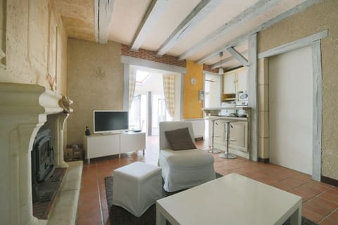 Elegant and spacious T2 #Tours #Halles #Courprivée Apartment in Saint-Cyr-sur-Loire