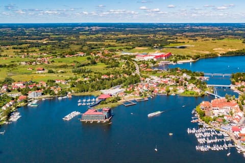 Off site, Bird's eye view, Summer