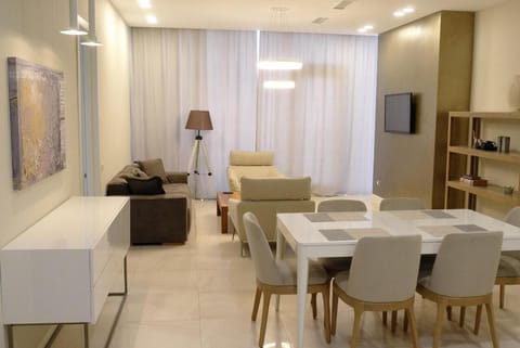 TV and multimedia, Living room, Dining area
