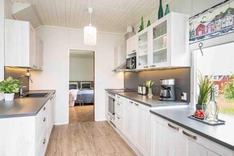 Villa Sjöman - with seaview Villa in Finland