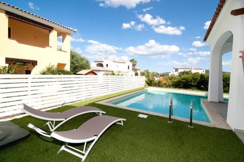 VILLA PARADISE Villa in Budoni